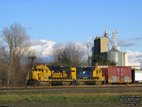 LTEX 2550 - GP35 (ex-BNSF 2550, exx-ATSF 2850, exxx-ATSF 3350, nee ATSF 1350) and LTEX 2542 - GP35 (ex-BNSF 2542, exx-ATSF 2842, exxx-ATSF 3342, nee ATSF 1342)