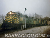 MKT 175 - GP40 (Wrecked in February 1989 and Rebuilt as SP GP40M-2 7297, then UP 1532)
