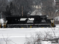 NS PRR 3067 - GP40-2 (ex-CR 3399)