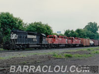 NS NW 6077 - SD40-2 (nee NW 6077), CP 5697 - SD40-2 and CP 5682 - SD40-2