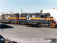 B&M  205 - GP38-2