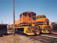 QGRY 1500 - SW1500 (Ex-CR 9534, nee PC 9534) & 3014 - GP40-2LW (ex-HLCX 9480, nee CN 9480)