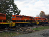 QGRY 3325 - SD40-3 (ex-QGRY 6900, exx-WC 6900, exxx-GCFX 6030, nee CN 5200)