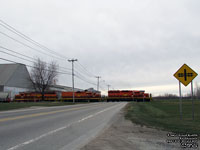 QGRY 3347 - SD40-3, 3801 - GP40-3 and 801 - RM-1 (Dummy)