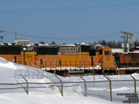 QGRY 4018 - SD70MAC (ex-BNSF 8916)