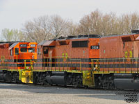 SLR 3804 - GP40M-3 (ex-HATX 403, exx-CSX 6577, nee B&O GP40 4002)