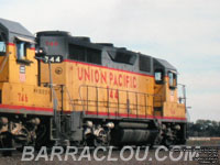 UP 744 - GP35