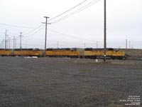 UP SD40-2R 3316 (ex-UP 3789), 660, 667