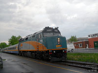 Via Rail 6402 (F40PH-2) - Rebuilt