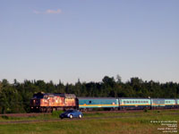 Via Rail 6414 (F40PH-2) - Loto-Qubec - La poule aux oeufs d'or (Golden hen)