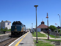 Via Rail 6415 (F40PH-2) - Rebuilt