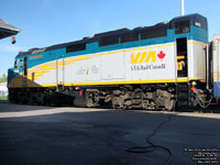 Via Rail 6416 (F40PH-2) - Rebuilt