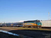 Via Rail 6431 (F40PH-2) - Rebuilt