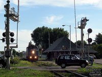 Via Rail 6433 (F40PH-2) - Rebuilt