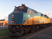 Via Rail 6437 (F40PH-2) - Rebuilt