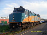 Via Rail 6437 (F40PH-2) - Rebuilt