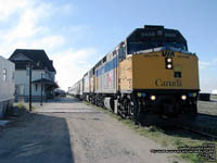 Via Rail 6445 (F40PH-2)