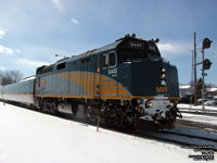 Via Rail 6445 (F40PH-2)