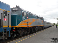 Via Rail 6448 (F40PH-2) - Rebuilt