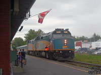 Via Rail 6449 (F40PH-2) - Rebuilt