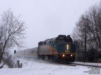 Via Rail 6452 (F40PH-2) - Rebuilt