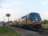 Via Rail 900 (P42DC / Genesis)