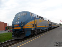 Via Rail 907 (P42DC / Genesis)