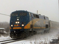 Via Rail 907 (P42DC / Genesis)