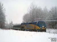 Via Rail 908 (P42DC / Genesis)