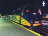 Via Rail 909 (P42DC / Genesis)