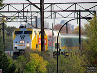 Via Rail 912 (P42DC / Genesis)