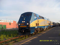 Via Rail 918 (P42DC / Genesis)