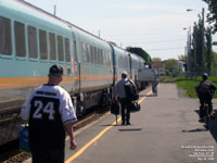 Via Rail train 25