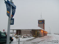 Ottawa VIA Rail Fallowfield (Barrhaven) station