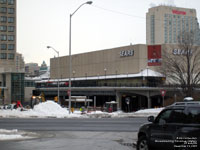 OC Transpo Mackenzie King station, Transitway system, Ottawa