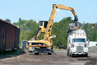 Woodchip transfer at Megantic