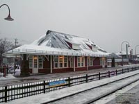 Valois station