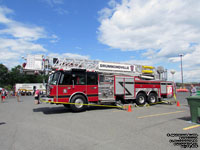 701 - Drummondville, Quebec - chelle 2007 E-One (95 ft) Ladder