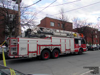 427 - (337-11263) - 2011 E-One Cyclone II HP100 ladder - Station/Caserne 27 - Rue Gatineau