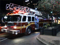 Ottawa Fire Services Ladder L13 - 76-0534 - 2003 E-One Cyclone II (1750/300/100' Rearmount)