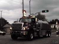 Sherbrooke, Quebec - 6005 -  241205 - 2011 International Workstar / E-One Watermaster Vaccum tanker