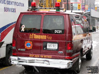 Toronto FD DC31 - 2003 Ford E350 XL - #20274 - Station 312 - Ex-Toronto Station 10 - 34 Yorkville Avenue