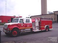 199 - 1999 International 4900 / Superior pumper