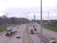 A Freightliner tractor is hauling a prefab home on Interstate 10 east in Baton Rouge,LA.