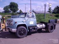 GMC 7000 tractor