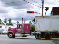 Unidentified International truck