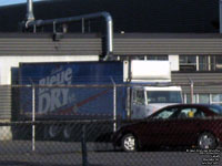 Labatt Bleue Dry Straight Truck