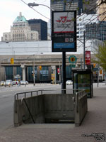 TTC Queen's Quay streetcar station