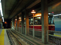 TTC Queen's Quay streetcar station