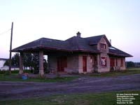 Tring Jonction station, Tring Jonction, Quebec. Current use: Unused.